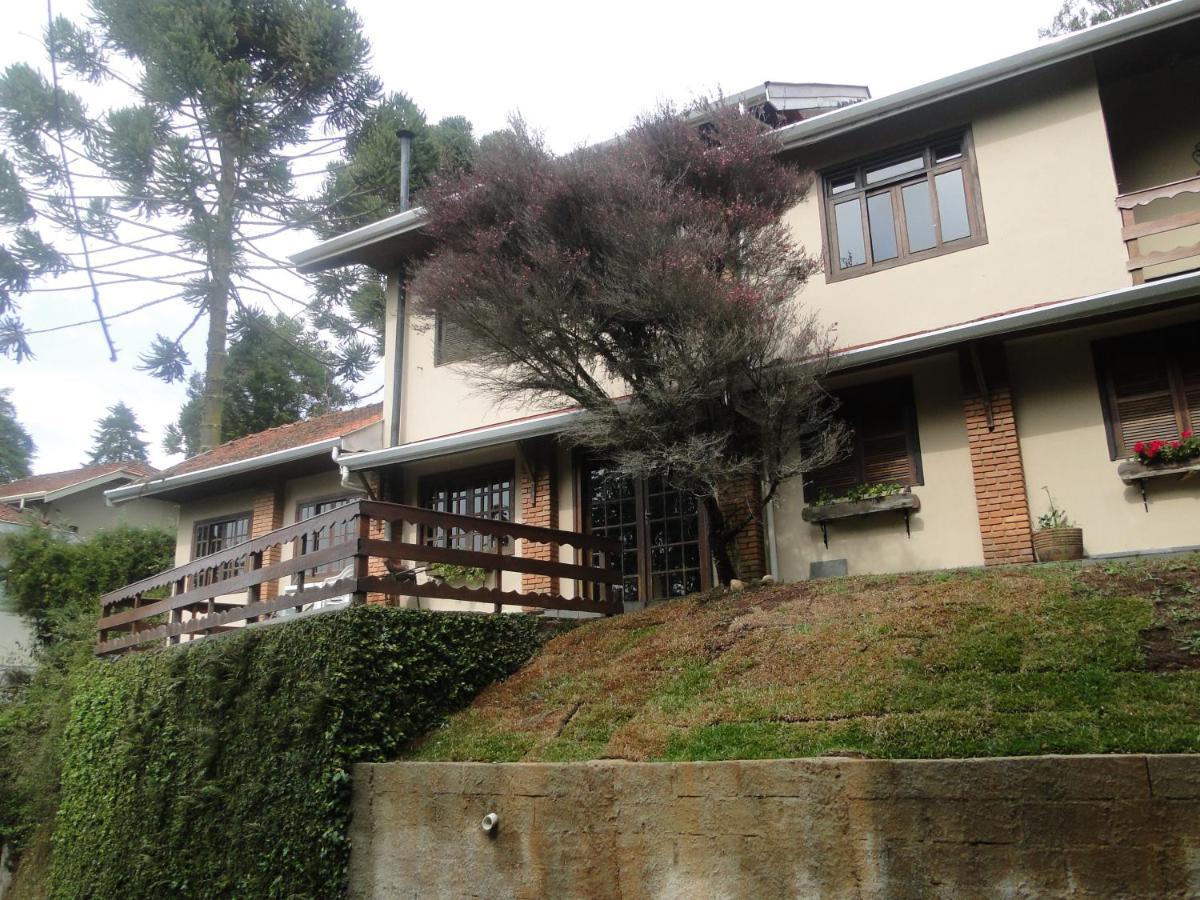 Casa Em Condominio Privado Campos do Jordão Exteriör bild