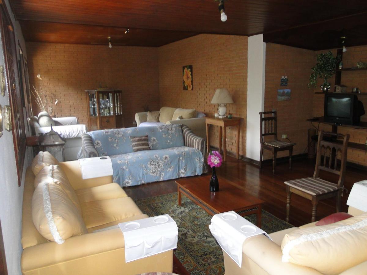 Casa Em Condominio Privado Campos do Jordão Exteriör bild