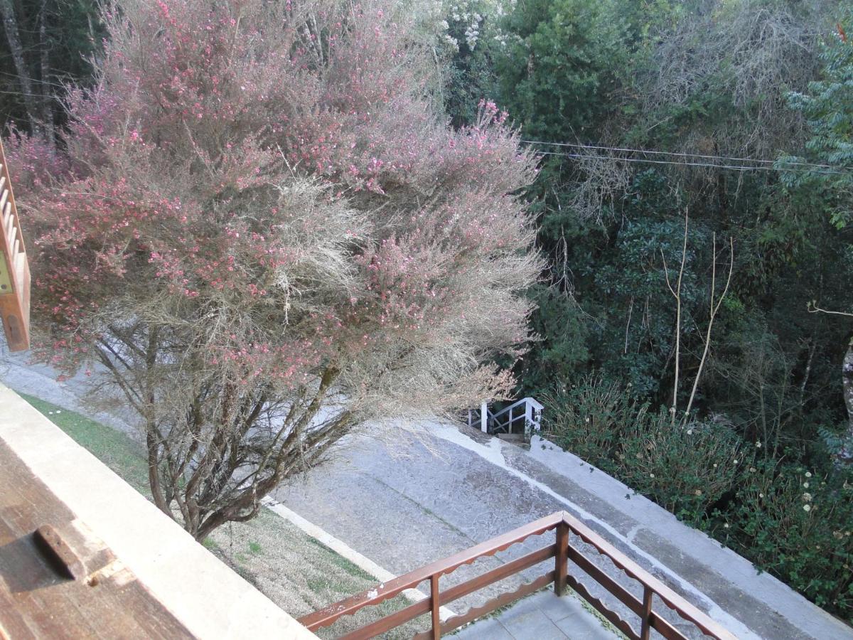 Casa Em Condominio Privado Campos do Jordão Exteriör bild
